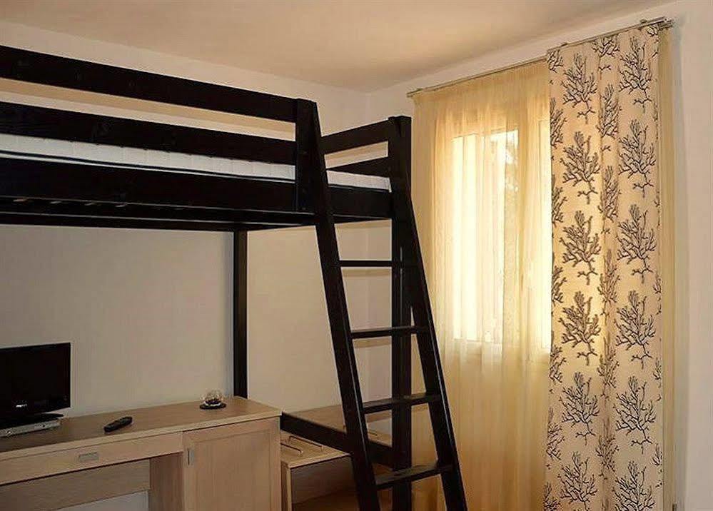 Hotel Bulla Regia Фонтане-Бьянке Экстерьер фото