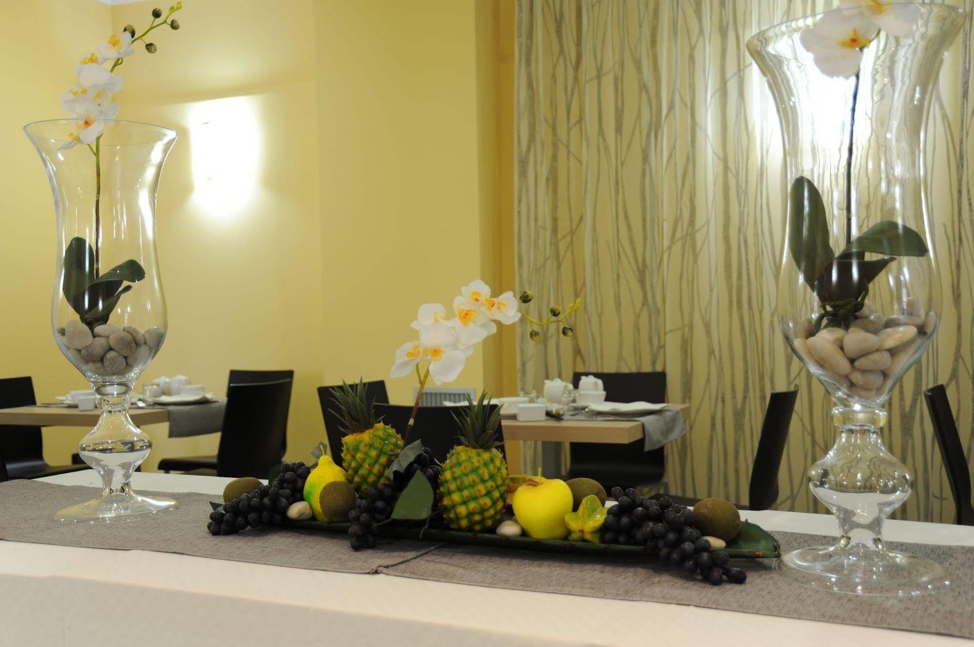 Hotel Bulla Regia Фонтане-Бьянке Экстерьер фото